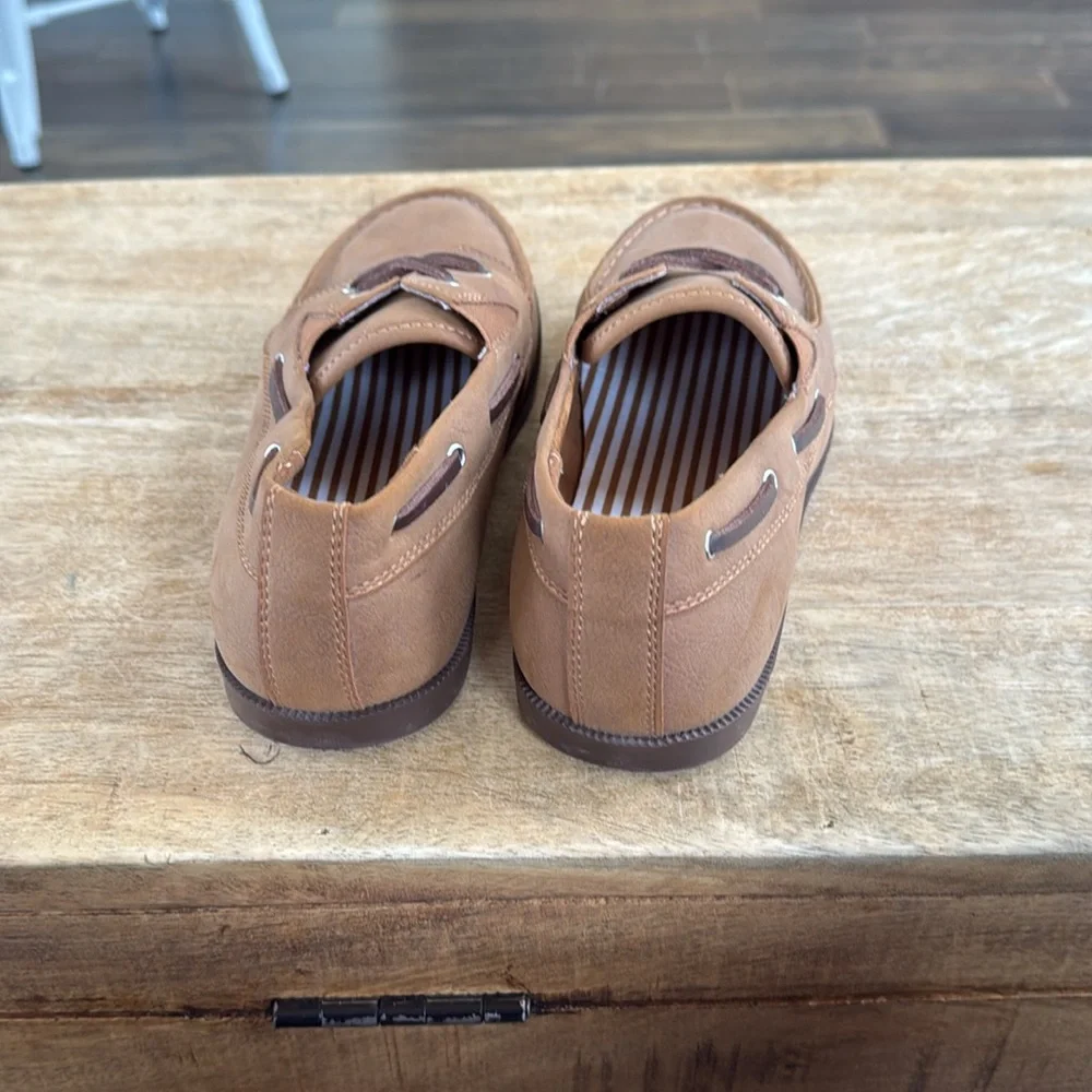 J.Crew boys size 4 loafer excellent condition worn once or twice